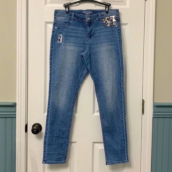 Arizona Jean Company Blue Jeans with Sparkly Sequins Leopard Patches Plus 18.5 - Picture 1 of 8
